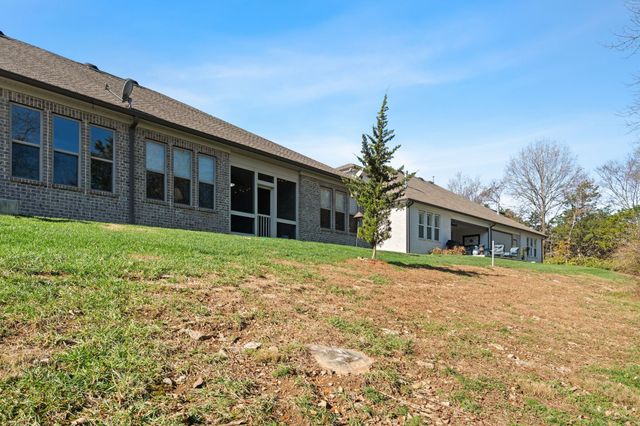 2279 Seven Points Cir, Hermitage, TN 37076