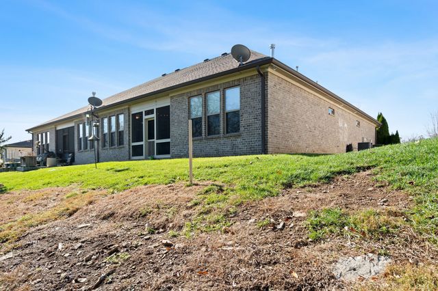 2279 Seven Points Cir, Hermitage, TN 37076