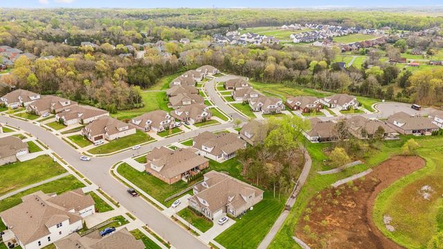 2279 Seven Points Cir, Hermitage, TN 37076