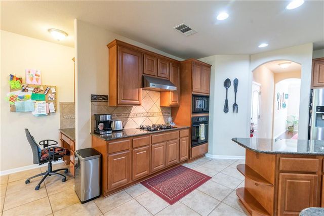 6801 Magenta LN, Austin, TX 78739