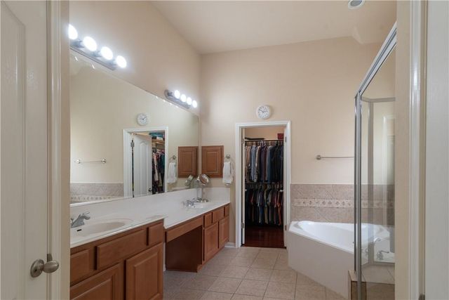 6801 Magenta LN, Austin, TX 78739