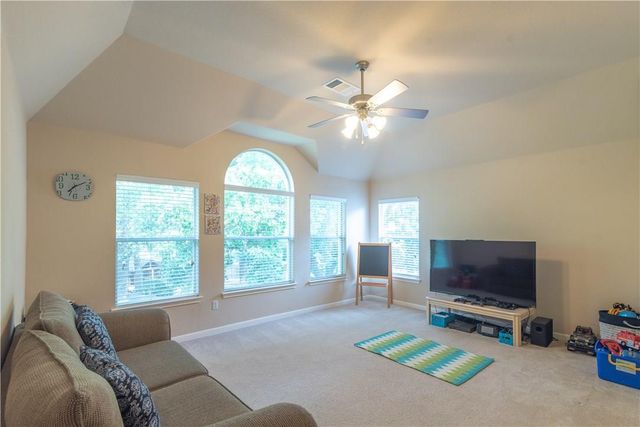 6801 Magenta LN, Austin, TX 78739