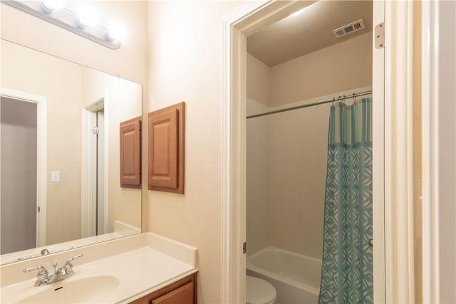 6801 Magenta LN, Austin, TX 78739