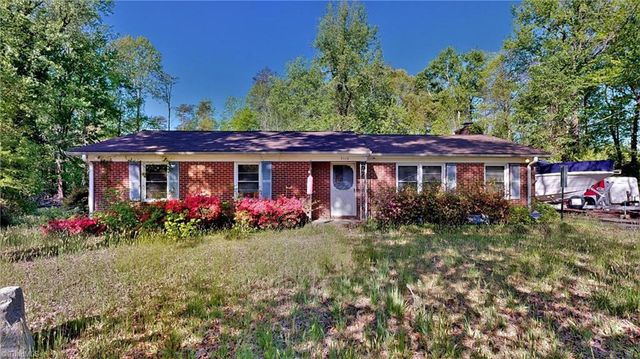 7113 Brown Summit Road, Browns Summit, NC 27214