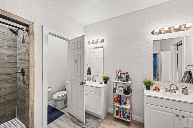 12 Oak Plz, San Antonio, TX 78216