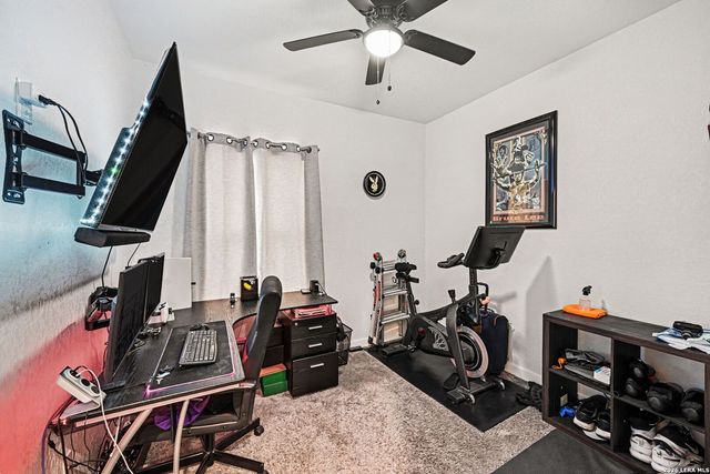 12 Oak Plz, San Antonio, TX 78216