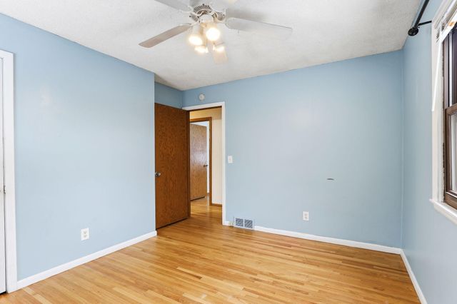 2300 W 95th Street, Bloomington, MN 55431