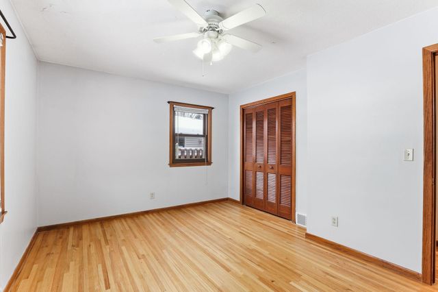 2300 W 95th Street, Bloomington, MN 55431