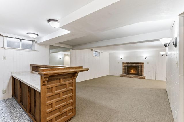 2300 W 95th Street, Bloomington, MN 55431