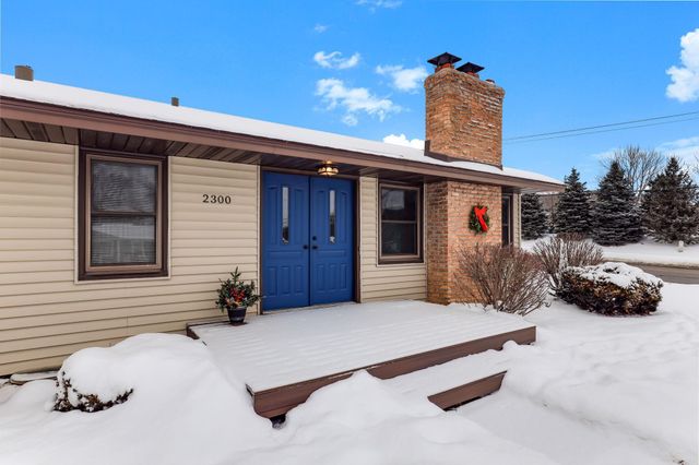 2300 W 95th Street, Bloomington, MN 55431