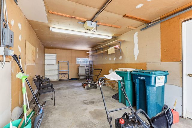 2300 W 95th Street, Bloomington, MN 55431