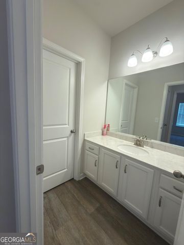 5270 Woodline View Circle, Auburn, GA 30011