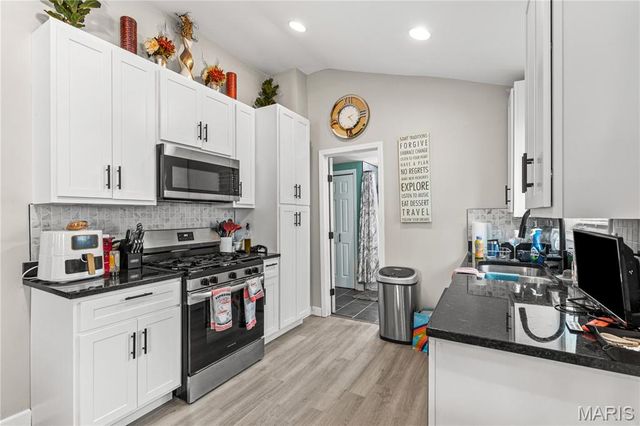 461 Scenic Drive, Riverview, MO 63137