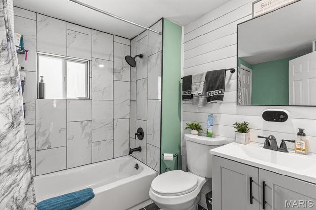 461 Scenic Drive, Riverview, MO 63137