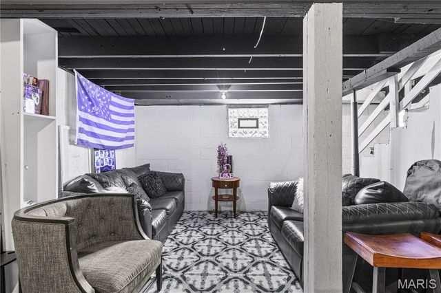 461 Scenic Drive, Riverview, MO 63137