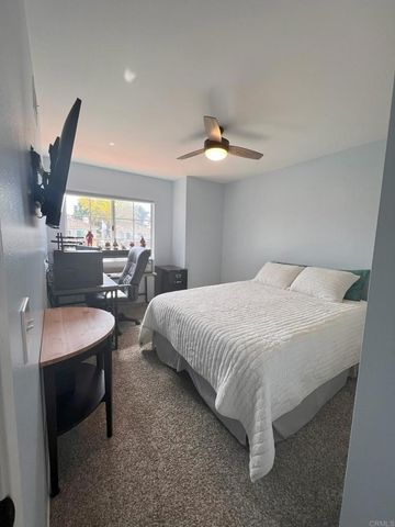 1967 Spanish Oak Way, Vista, CA 92081