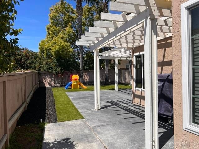 1967 Spanish Oak Way, Vista, CA 92081