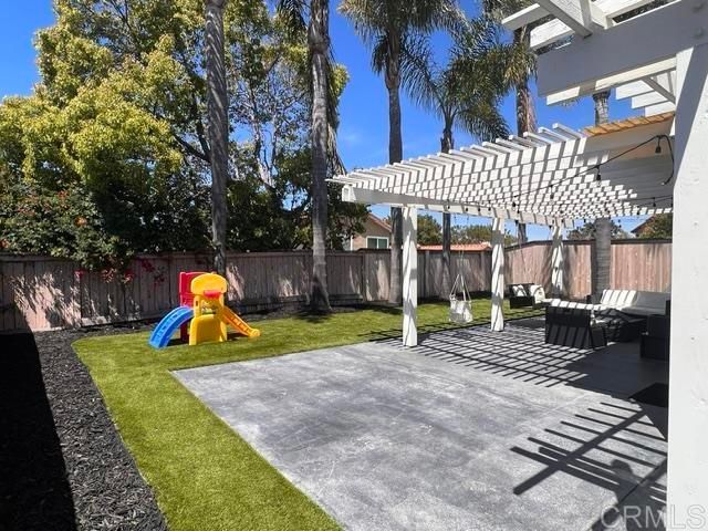 1967 Spanish Oak Way, Vista, CA 92081