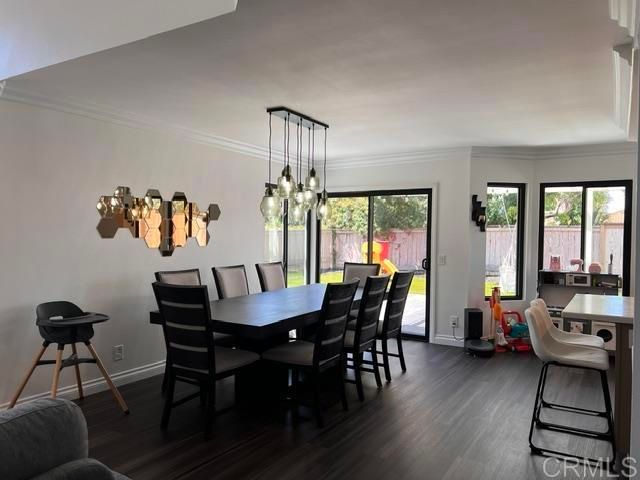 1967 Spanish Oak Way, Vista, CA 92081
