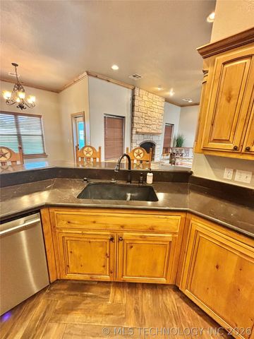 133 N Bk 700 Road, Stigler, OK 74462