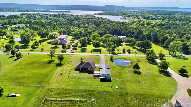 133 N Bk 700 Road, Stigler, OK 74462