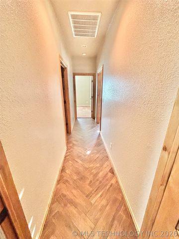 133 N Bk 700 Road, Stigler, OK 74462