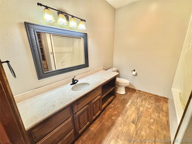 133 N Bk 700 Road, Stigler, OK 74462