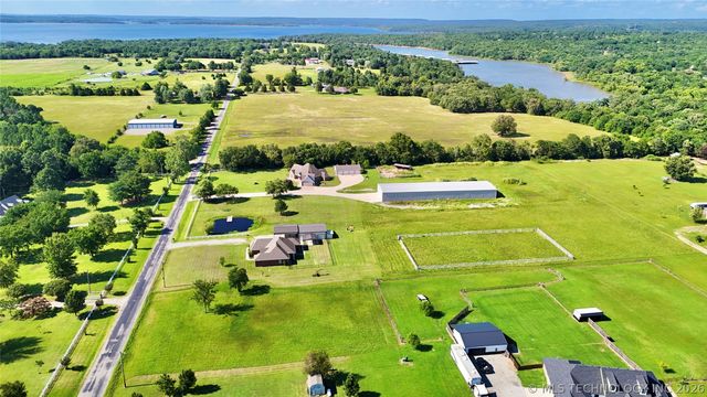 133 N Bk 700 Road, Stigler, OK 74462