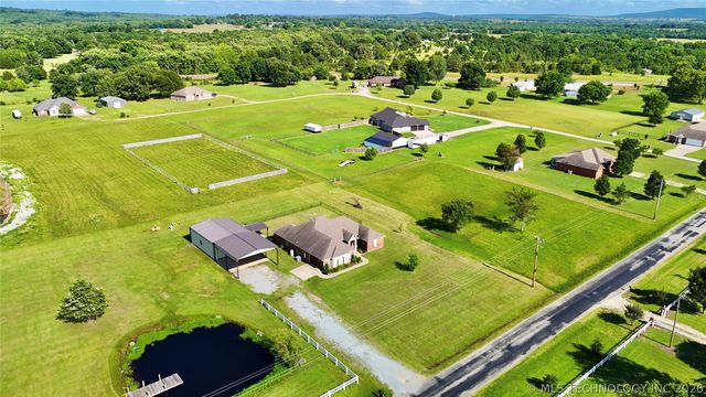 133 N Bk 700 Road, Stigler, OK 74462