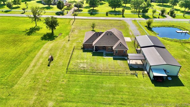 133 N Bk 700 Road, Stigler, OK 74462