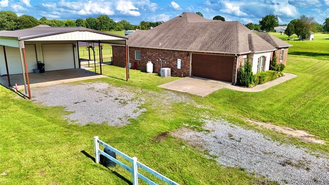 133 N Bk 700 Road, Stigler, OK 74462