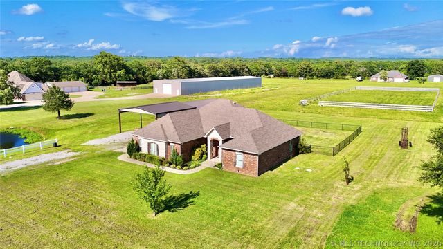 133 N Bk 700 Road, Stigler, OK 74462