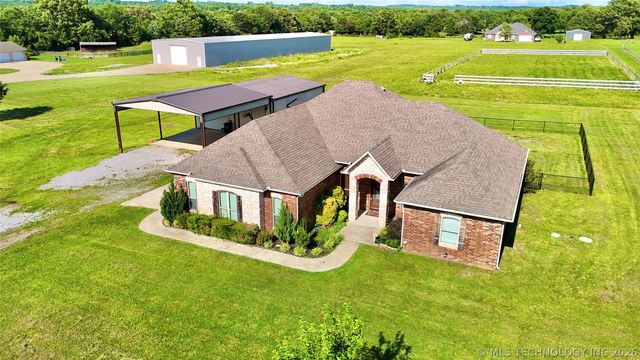133 N Bk 700 Road, Stigler, OK 74462