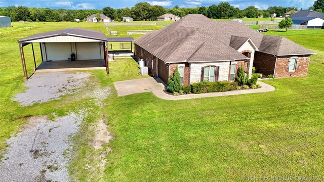 133 N Bk 700 Road, Stigler, OK 74462