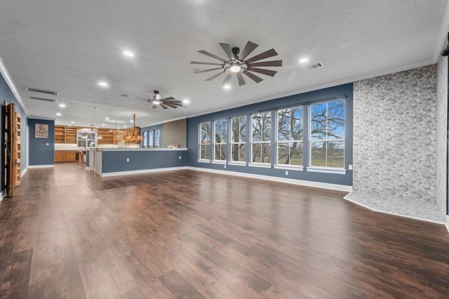 1560 Bowler Road, Waller, TX 77484