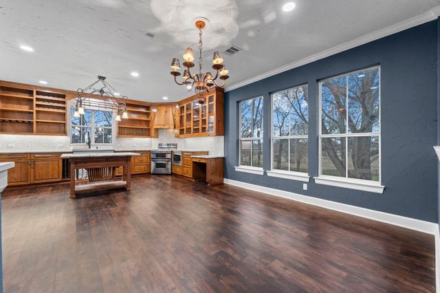 1560 Bowler Road, Waller, TX 77484