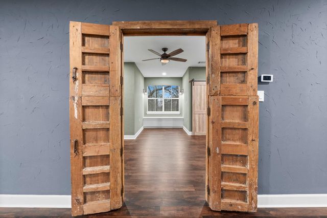 1560 Bowler Road, Waller, TX 77484