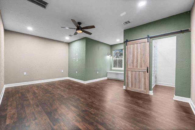 1560 Bowler Road, Waller, TX 77484