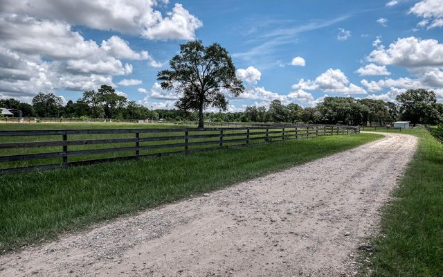 1560 Bowler Road, Waller, TX 77484