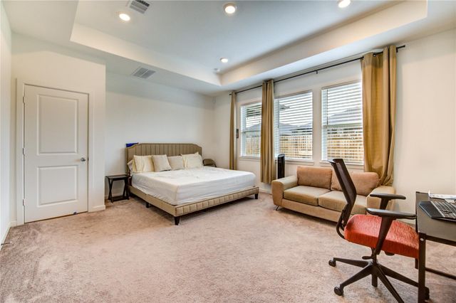 9727 Arrigoni Creek Drive, Cypress, TX 77433