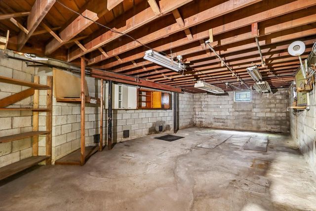 11738 Hayes AVENUE, West Allis, WI 53227