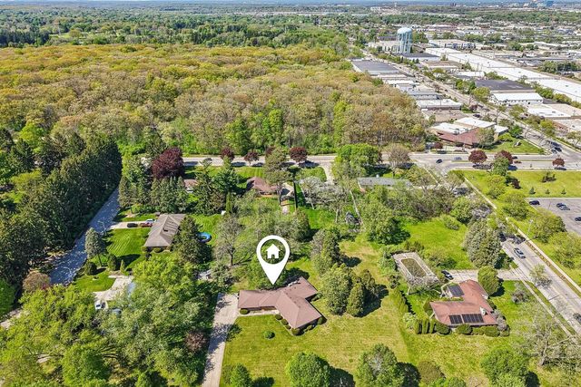 11738 Hayes AVENUE, West Allis, WI 53227