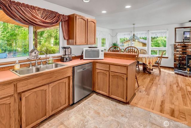 33228 206th Place SE, Auburn, WA 98092