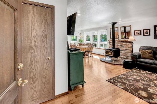 33228 206th Place SE, Auburn, WA 98092