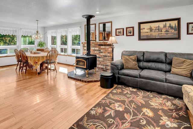 33228 206th Place SE, Auburn, WA 98092