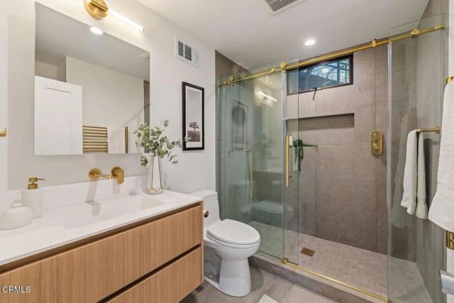 760 Laguna Road, Pasadena, CA 91105