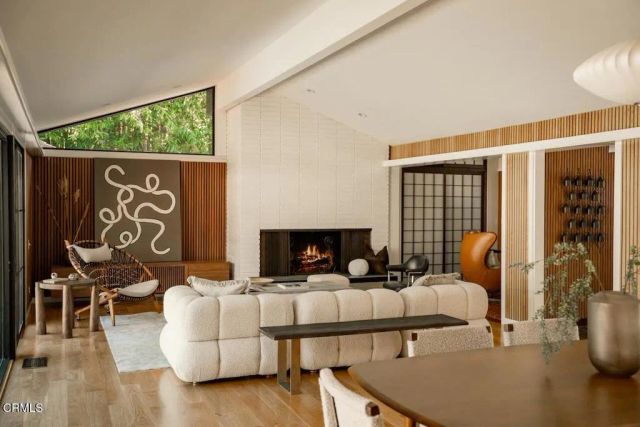 760 Laguna Road, Pasadena, CA 91105