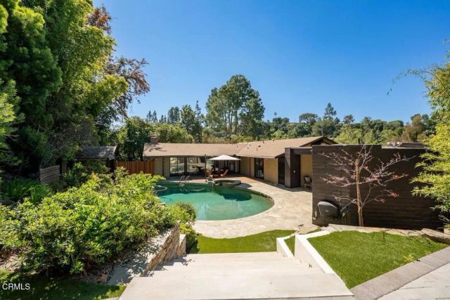 760 Laguna Road, Pasadena, CA 91105