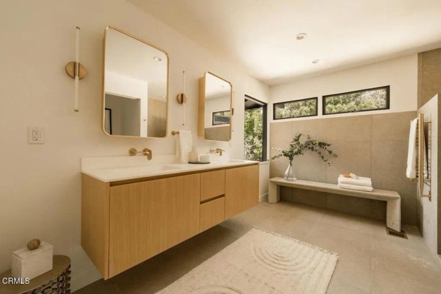 760 Laguna Road, Pasadena, CA 91105