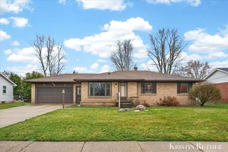 4172 Blackfoot Drive, Grandville, MI 49418